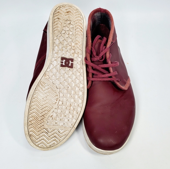DC Shoes Size 12 Men's Village High Tops - Picture 2 of 3